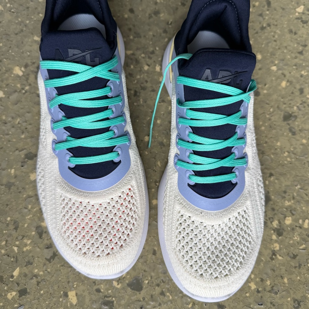 New APL TechLoom Tracer women sneakers, size 6.5